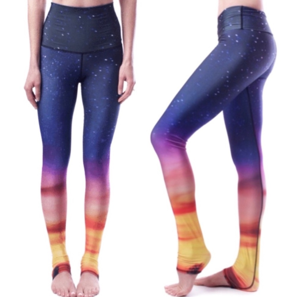 Emily HSU | Sunset Stars Yoga High Rise Leggings - Picture 3 of 6